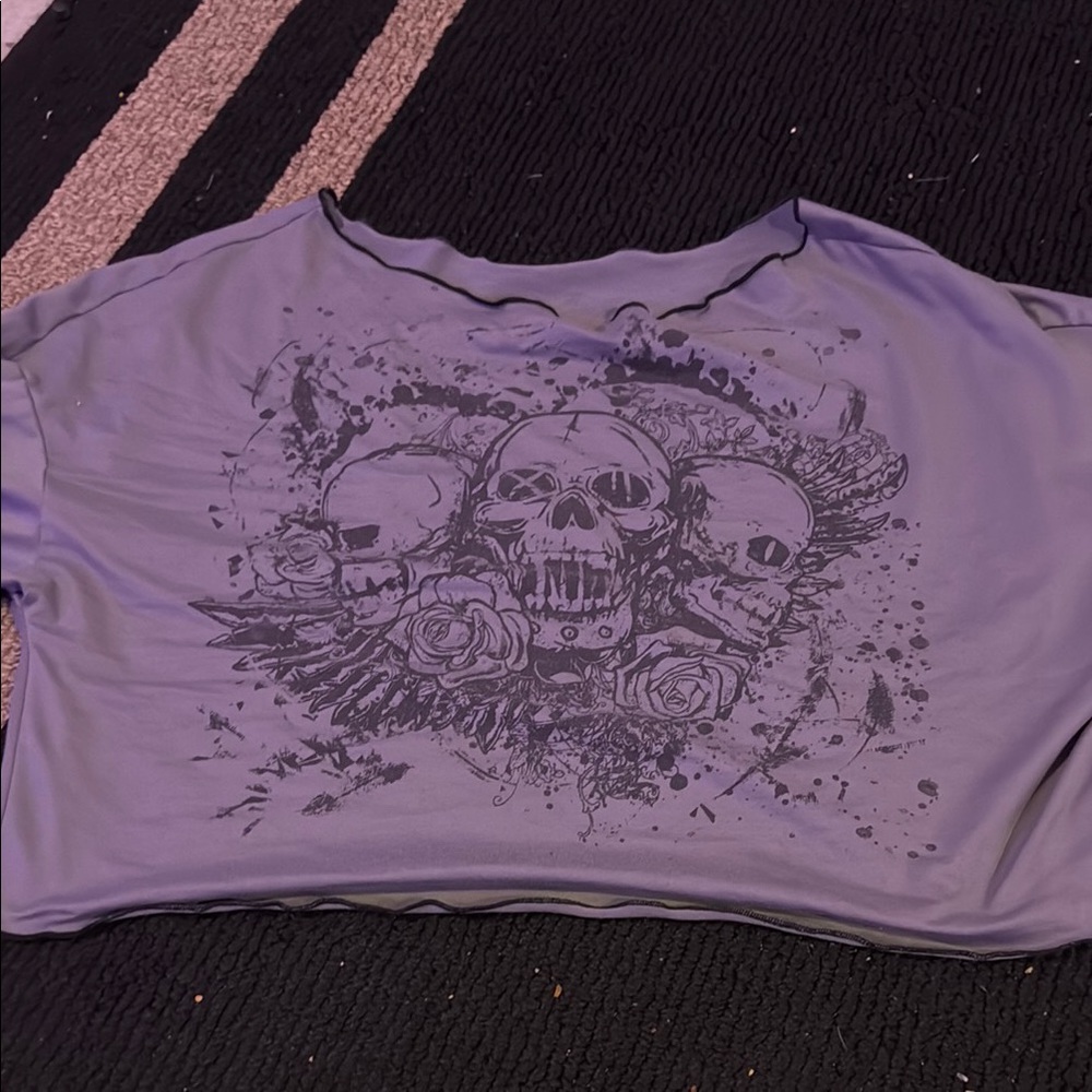 Gray Skull Graphic Women's Top